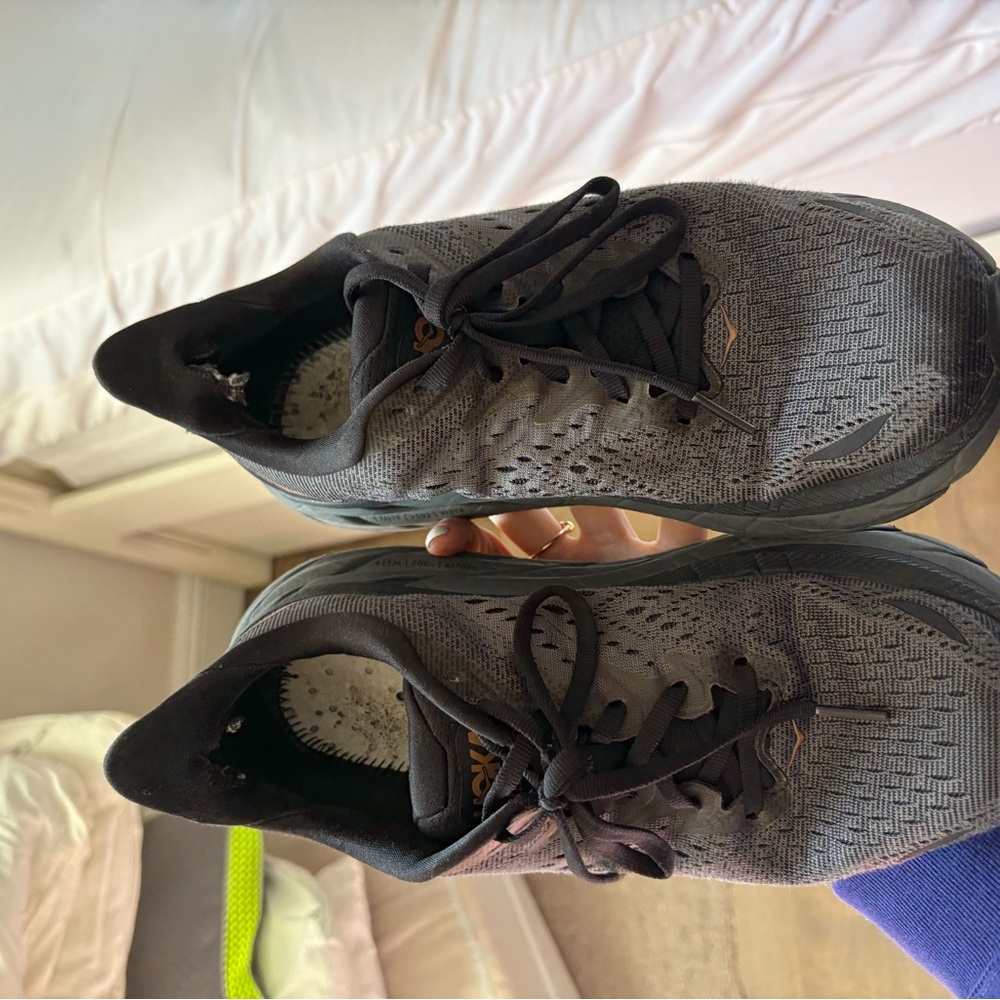 Hoka Black/Gray Lightweight Running Sneakers